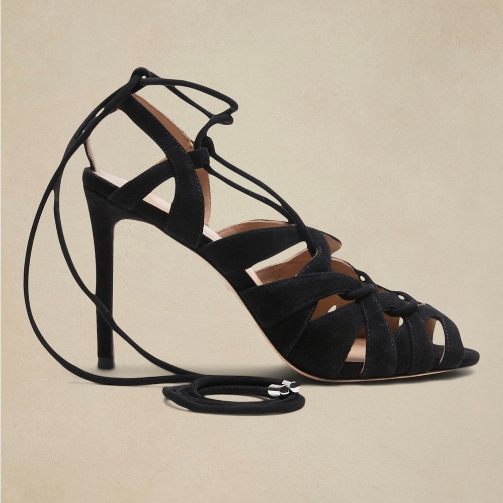 New - Banana Republic Heels - Luxurious & Stylish! - Picture 3 of 11